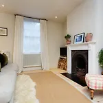 Veeve - Peaceful Clapham